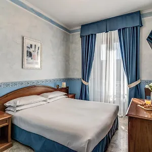 Orazia Отель Рим